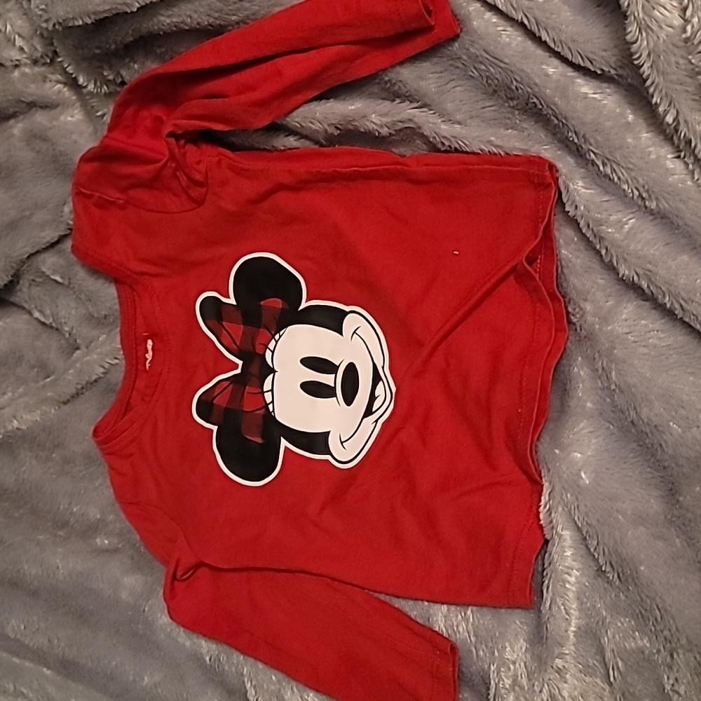 Minnie Mouse long sleeved shirt